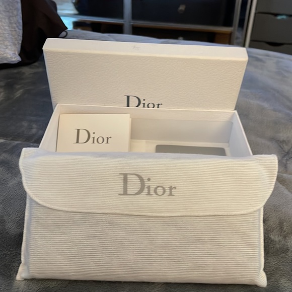 Christian Dior quilted zipper wallet 100% Authentic dark brown color great cons - Picture 12 of 13